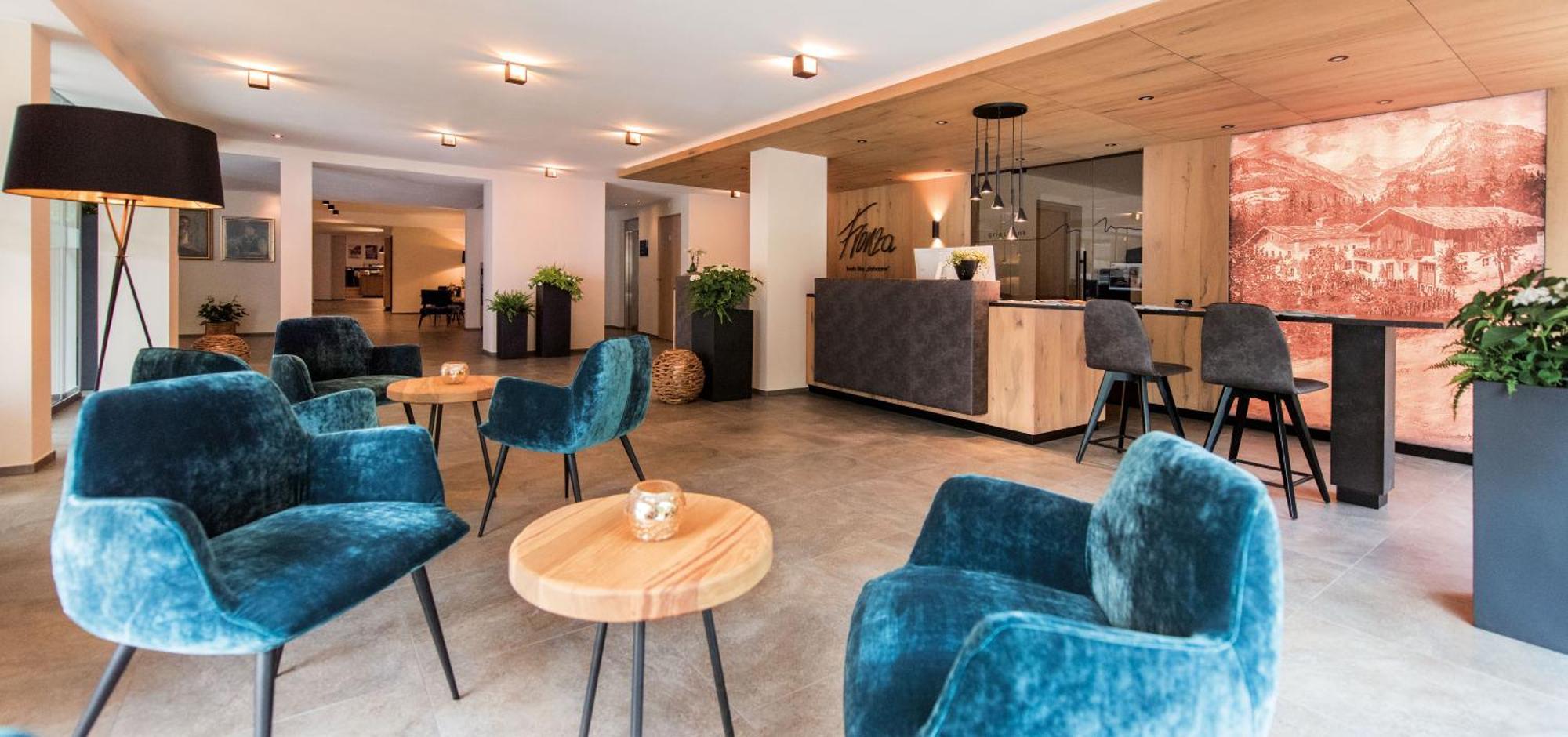 לוטאגו Hotel Fronza - Your Hike & Mountain Home מראה חיצוני תמונה